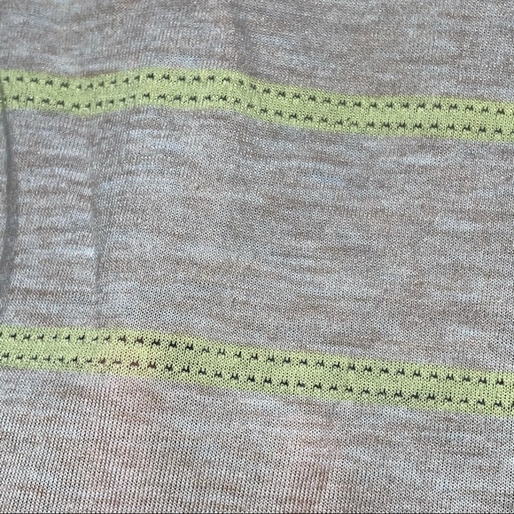 4/$24๐ฆฉ Striped Eyelet Pocket Shirt - Picture 9 of 10